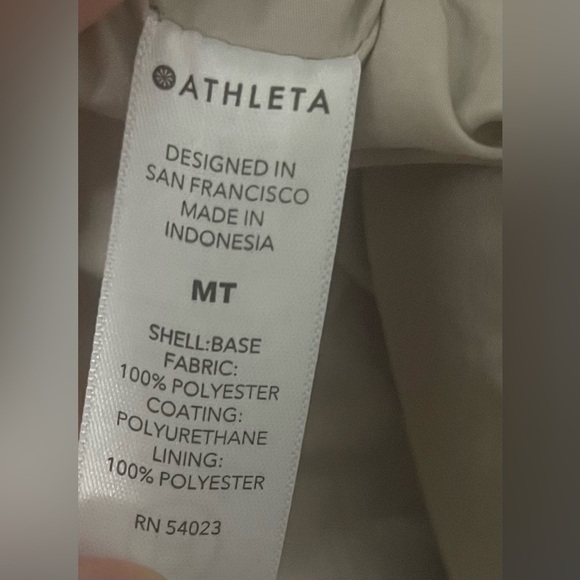 Athleta Drip Drop Rain Jacket in Beech Stone Pink Full Zip Size Medium Tall - Picture 8 of 8